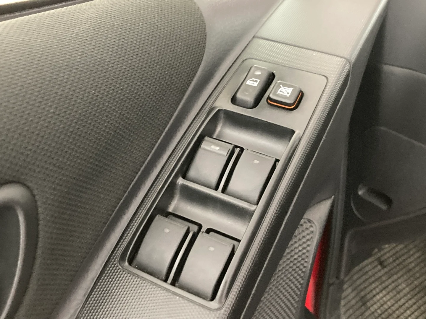 Car Image - 6RwJS0rrfbf9Pcv3ftVp54