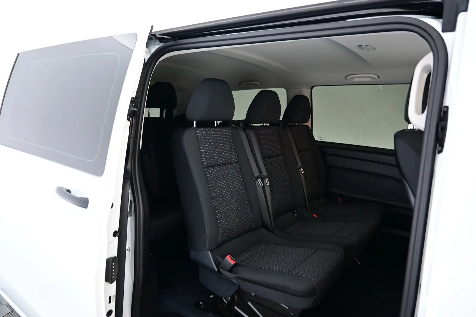 Car Image - 43i0VnkIXdHaSrc7SyA2Jv