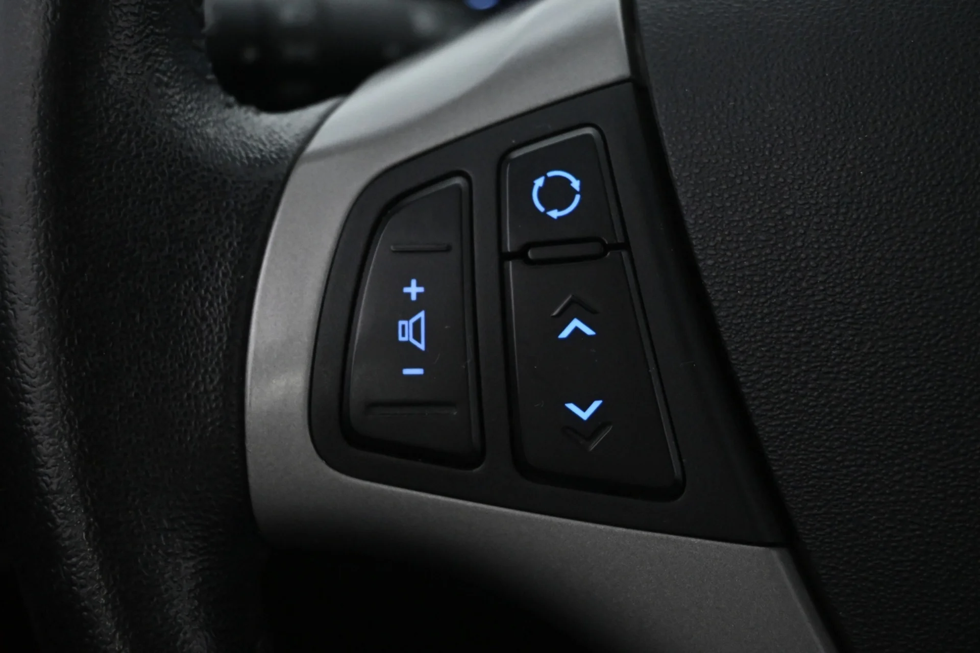 Car Image - 3SkzEnS0jm96zQZlIIq5qr