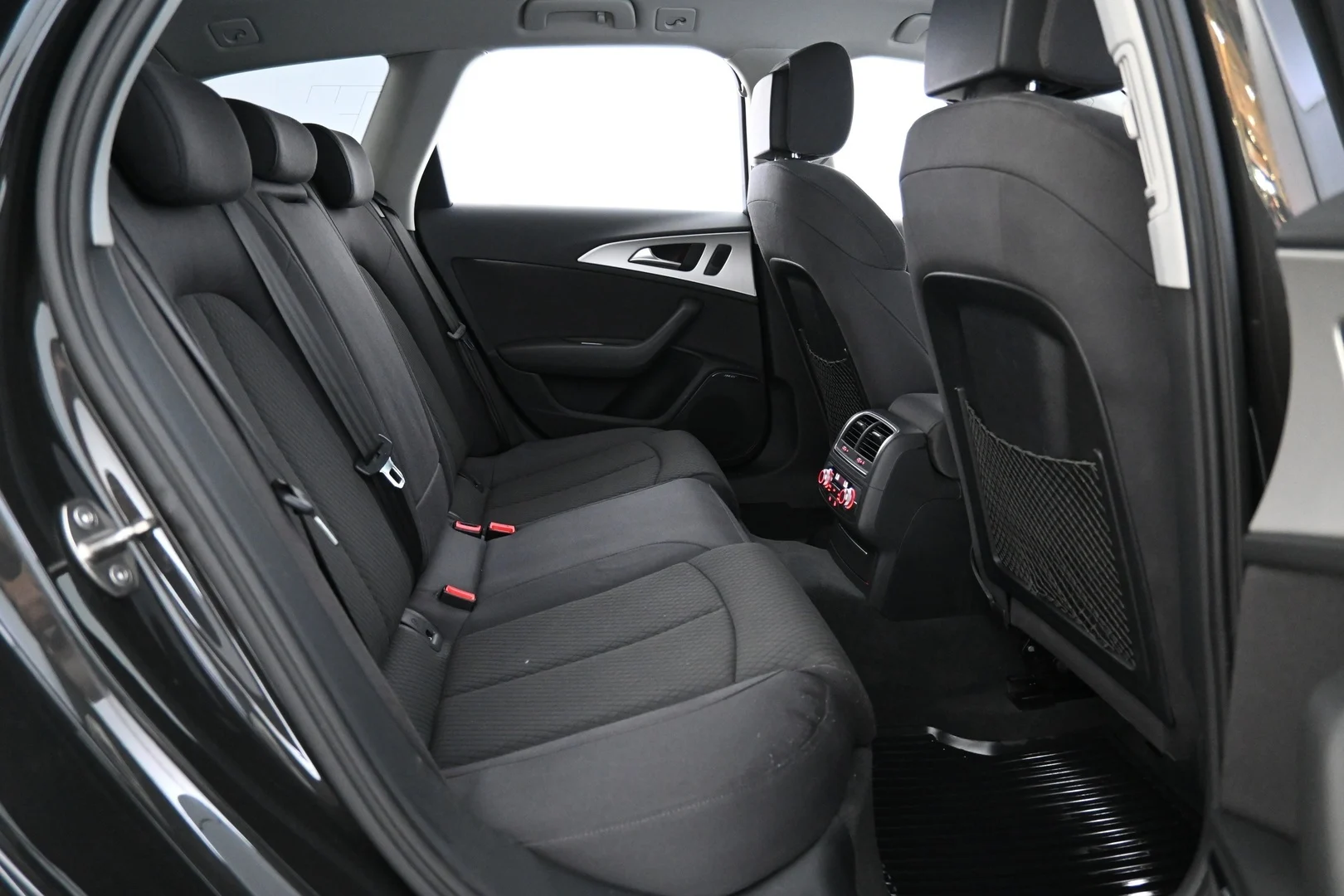 Car Image - 2w0lwMyX8AZ8C6xlA1BTBv