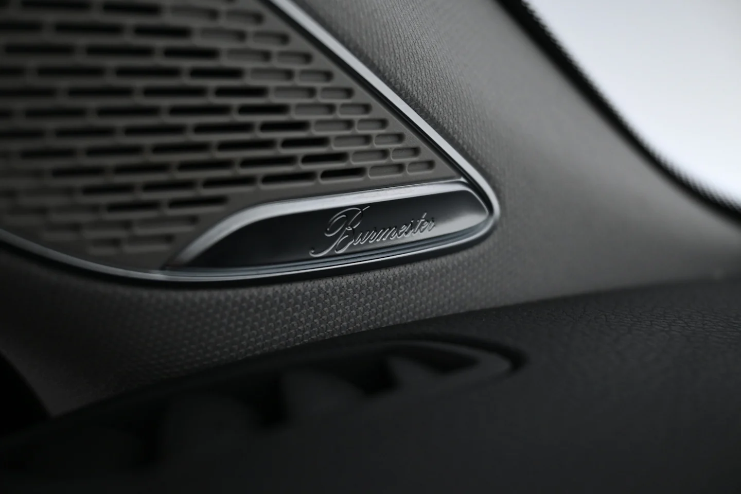 Car Image - 2GoZnysN3v2VwetC1suuLW