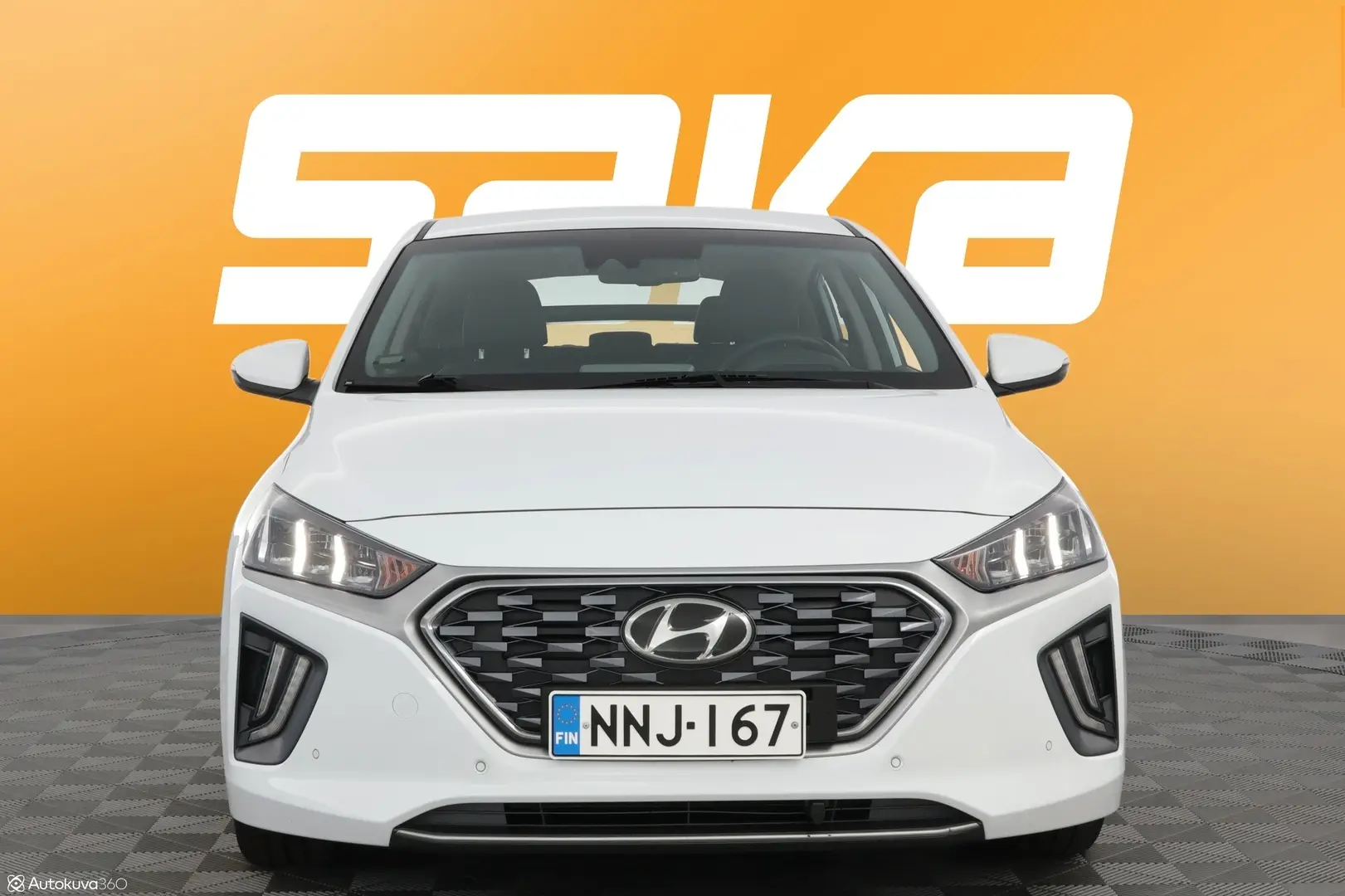 Car Image - 33sIctCa3a0nfm4K22bIgj