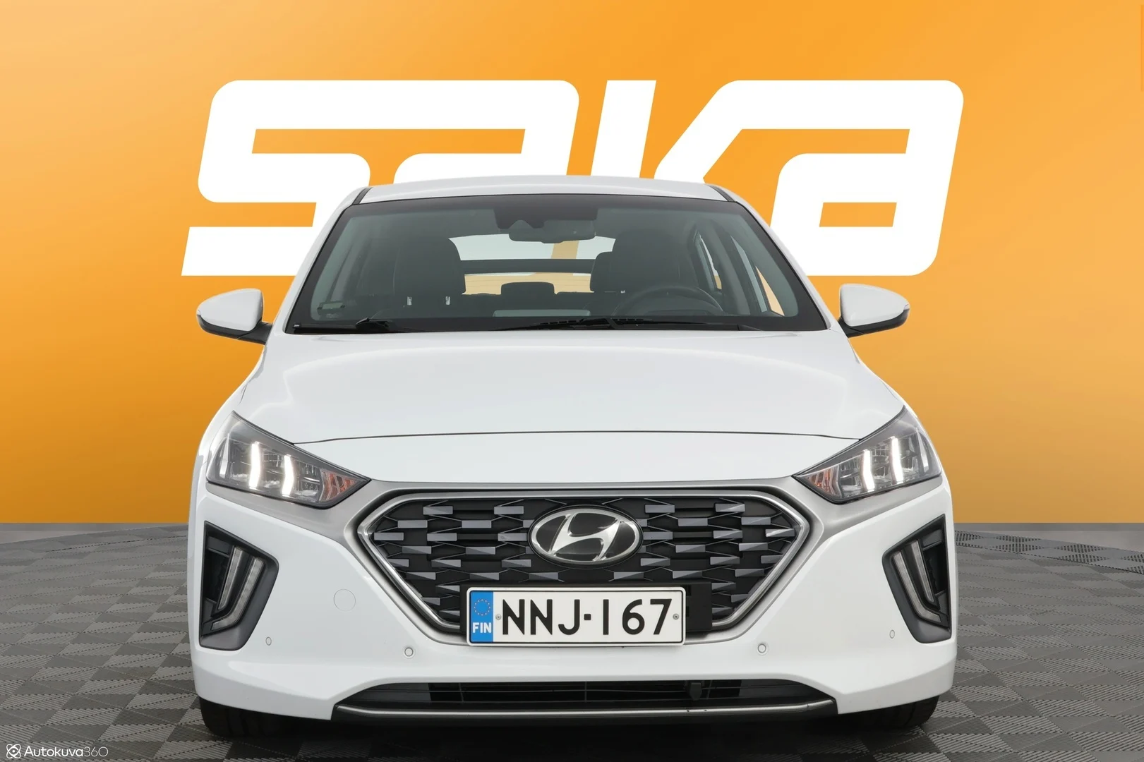 Car Image - 33sIctCa3a0nfm4K22bIgj