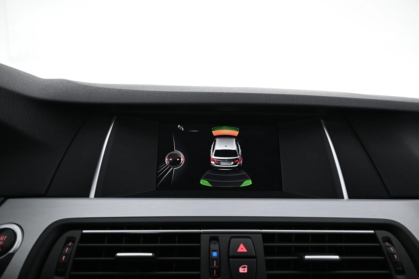 Car Image - Ths9JG3BmWcgAyHikRErh