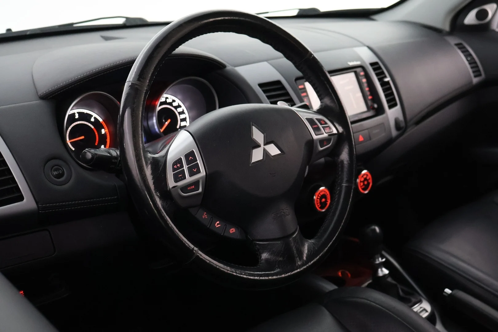 Car Image - 9yR4uJgYQvakMGAfG5B12