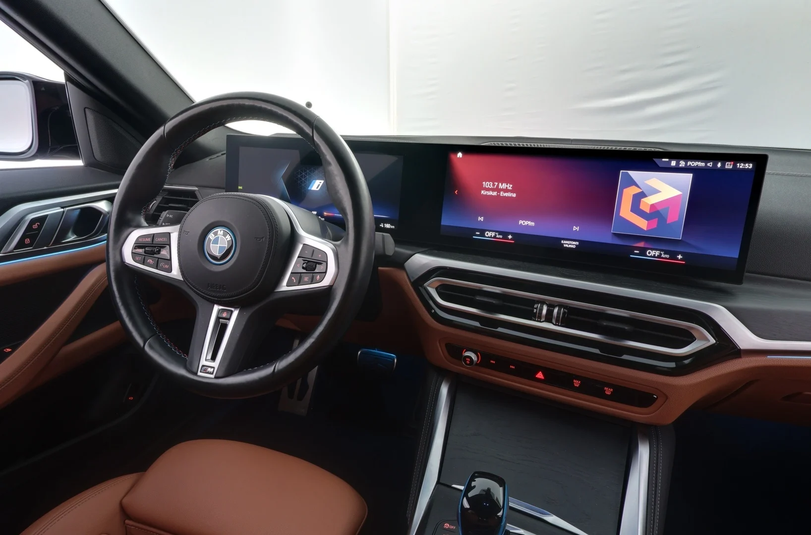 Car Image - 75q4TcbTJWwA5AR9stWAA4