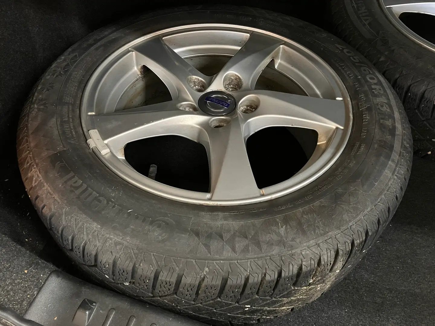Car Image - 4FWAIudR71pV9P98dct62y