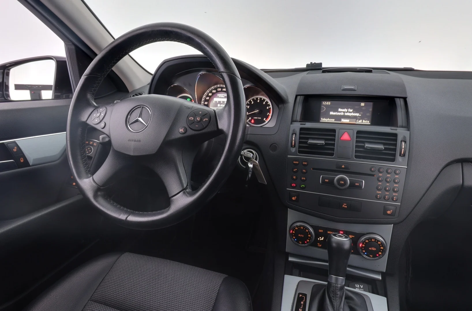 Car Image - FfJg25b9Xiv3dwdtf8XGD