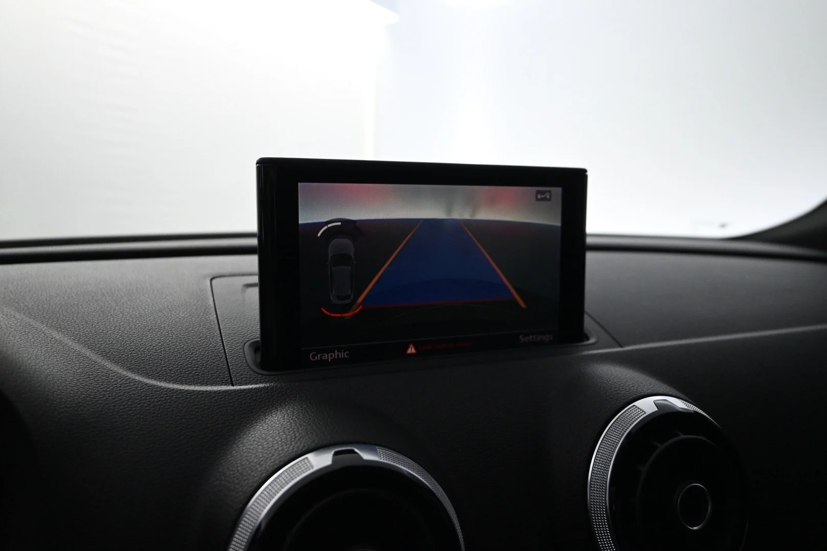 Car Image - 4TCGrmu8foEv892vpM3z92