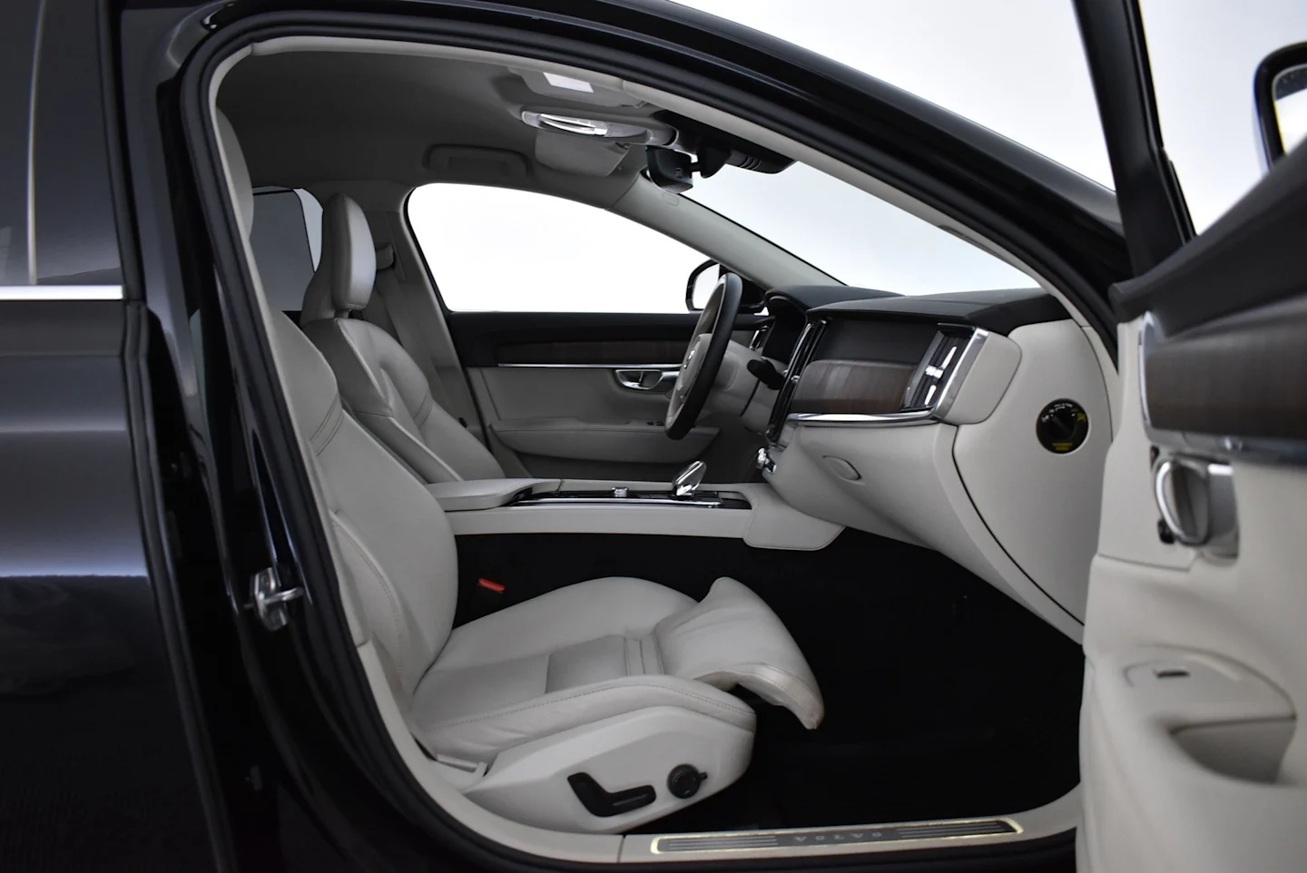 Car Image - 1xKQwIVk54zlvsoHlETM36