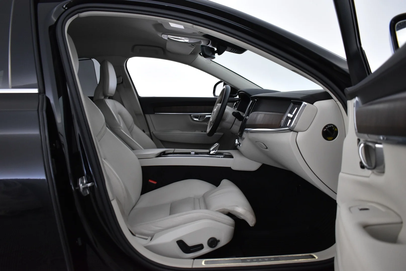 Car Image - 1xKQwIVk54zlvsoHlETM36