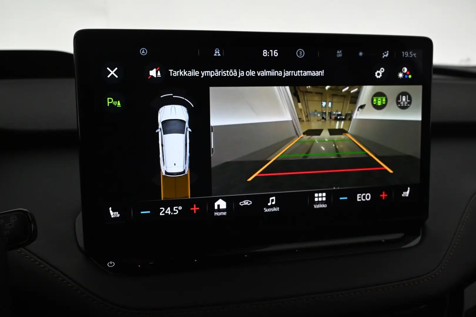 Car Image - 5ZU6b68Dx6qH8kbUcgeGJl