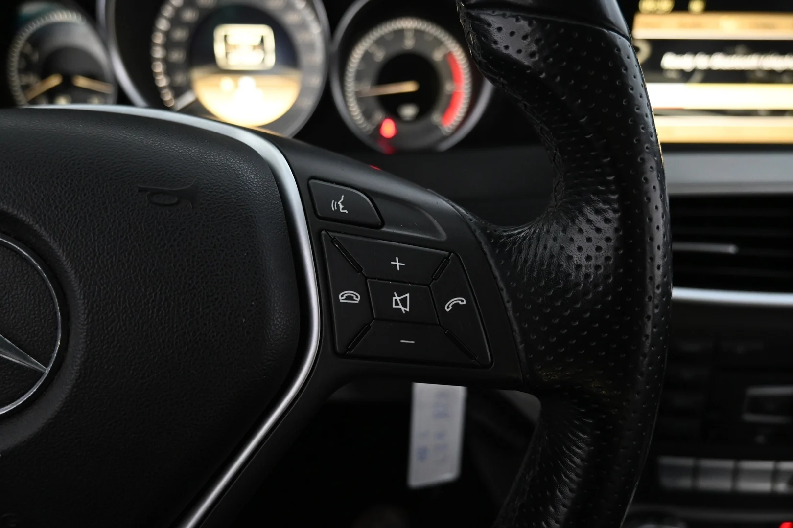 Car Image - 4EdO02rKMlEZGM7EJhuxER