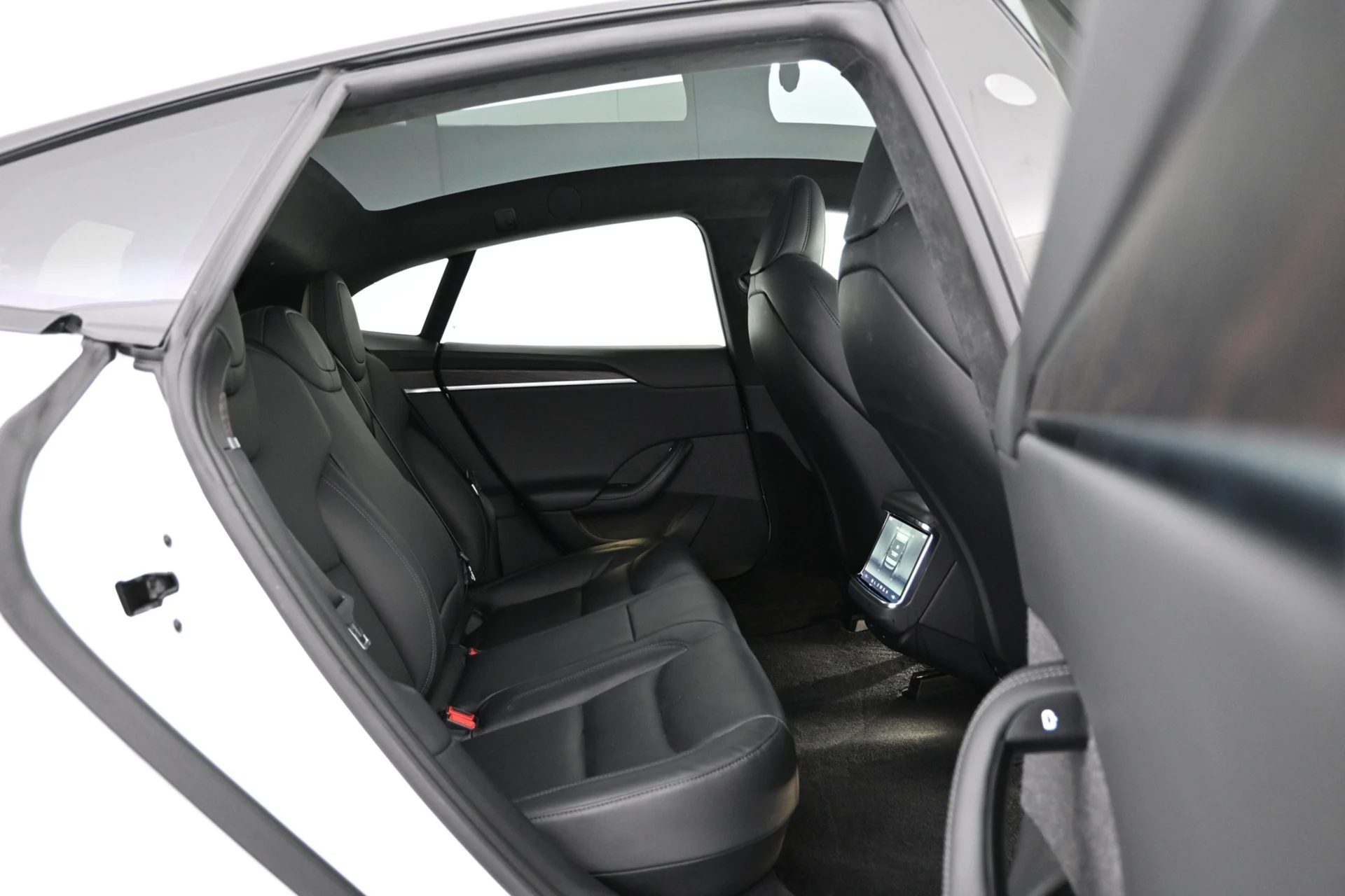 Car Image - 1K3Fo5rWTSqCE58g3vKmjN