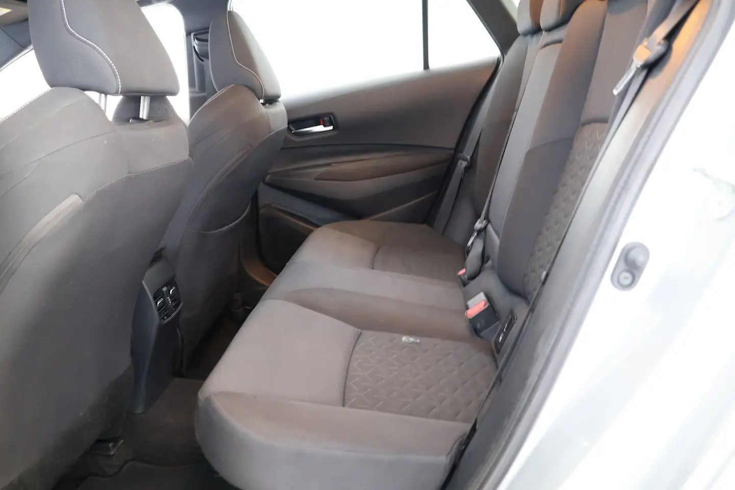 Car Image - 6gEQ7epQsVxroIIJlRrKIV