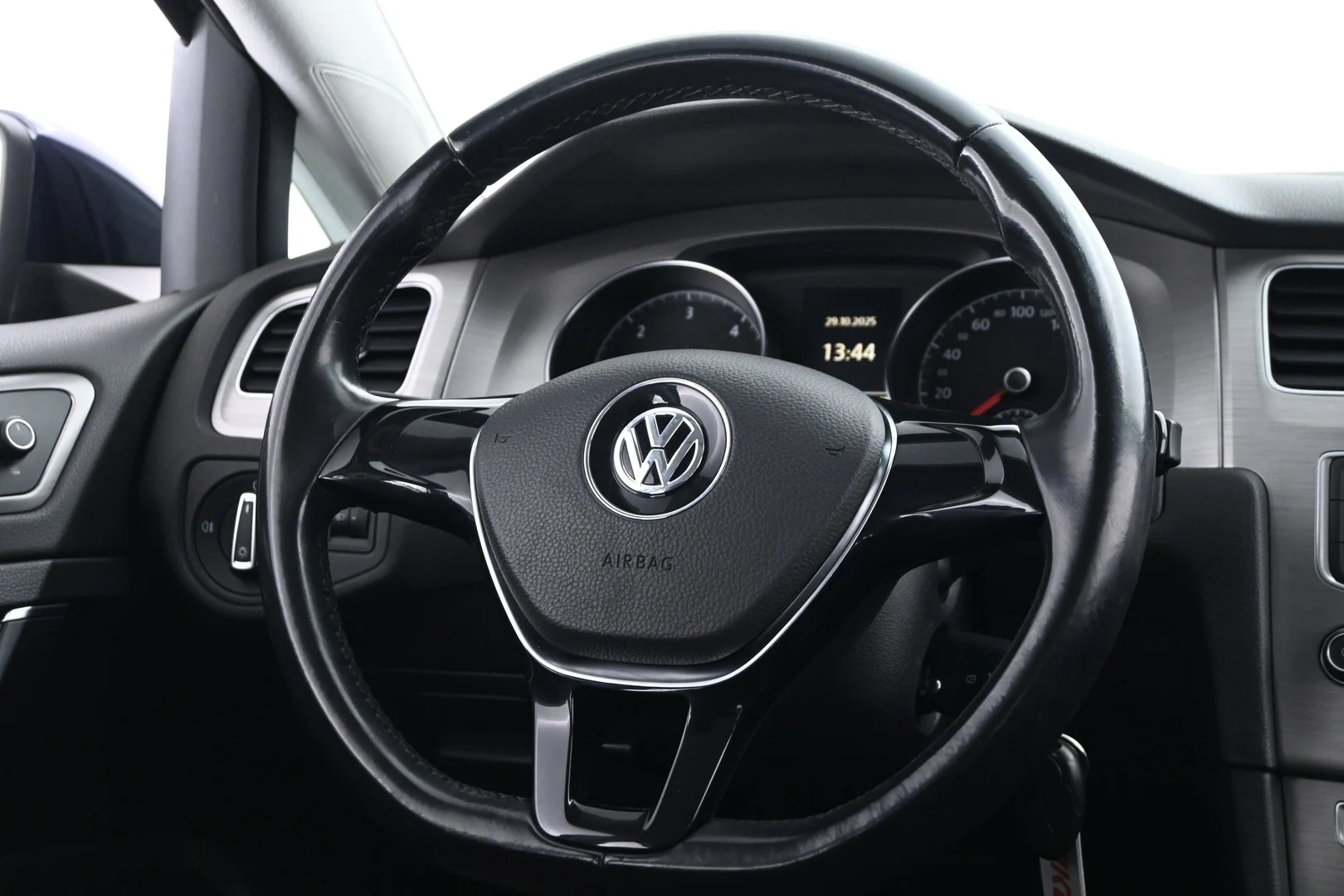 Car Image - 6GJBtmFMOZ8as3RHsdMSdM