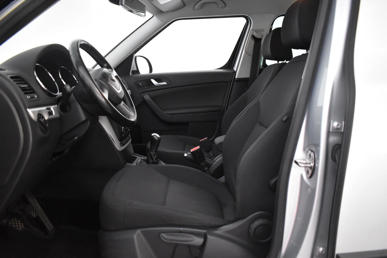 Car Image - 4YxLgNPiklJ0JjwBKZtGmx