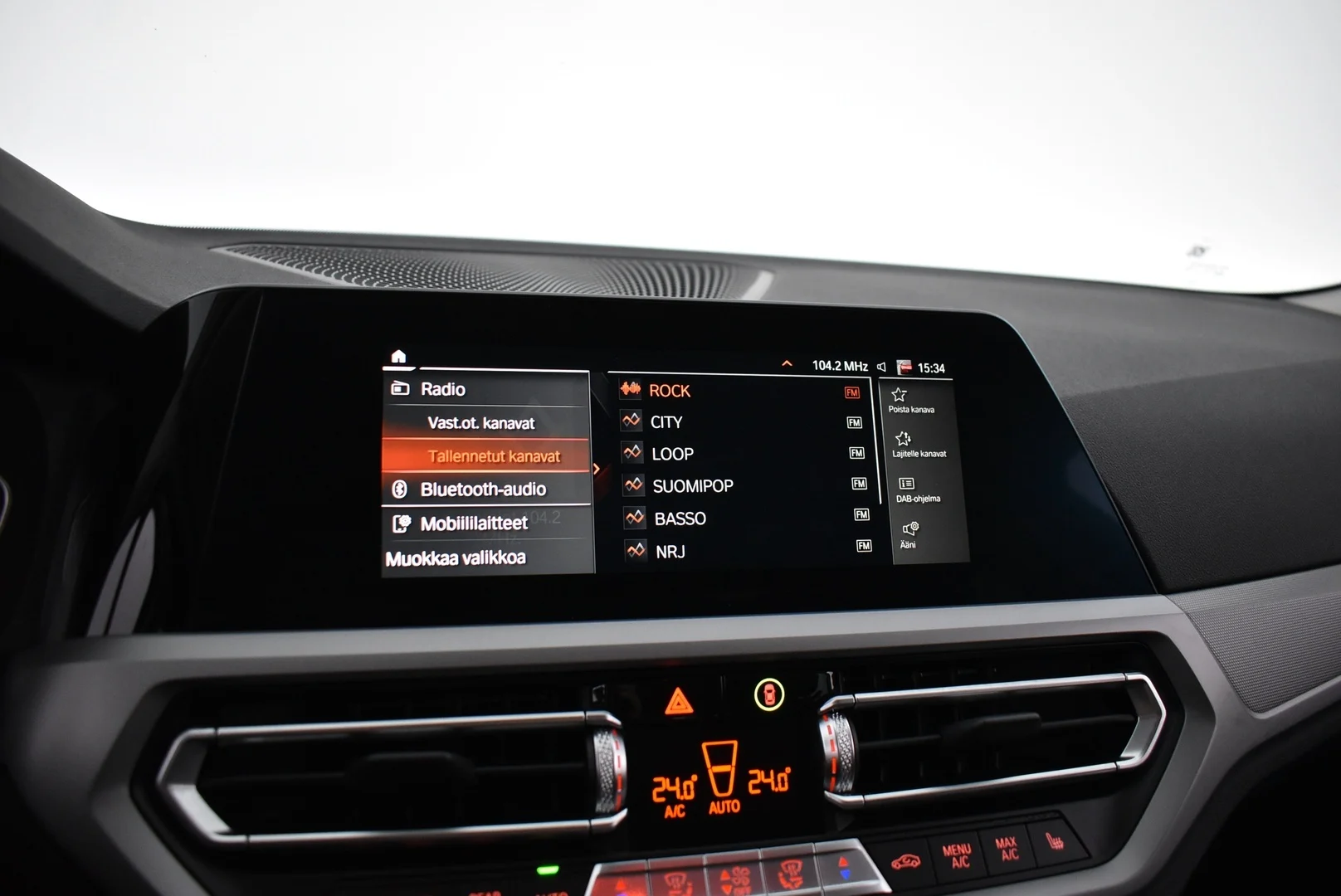 Car Image - 54iaLs3DrTWB7erqXNEx4D
