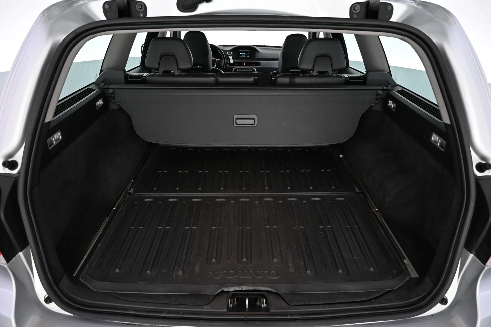 Car Image - 5DEIQExMdf1vqaKKkPs0SF