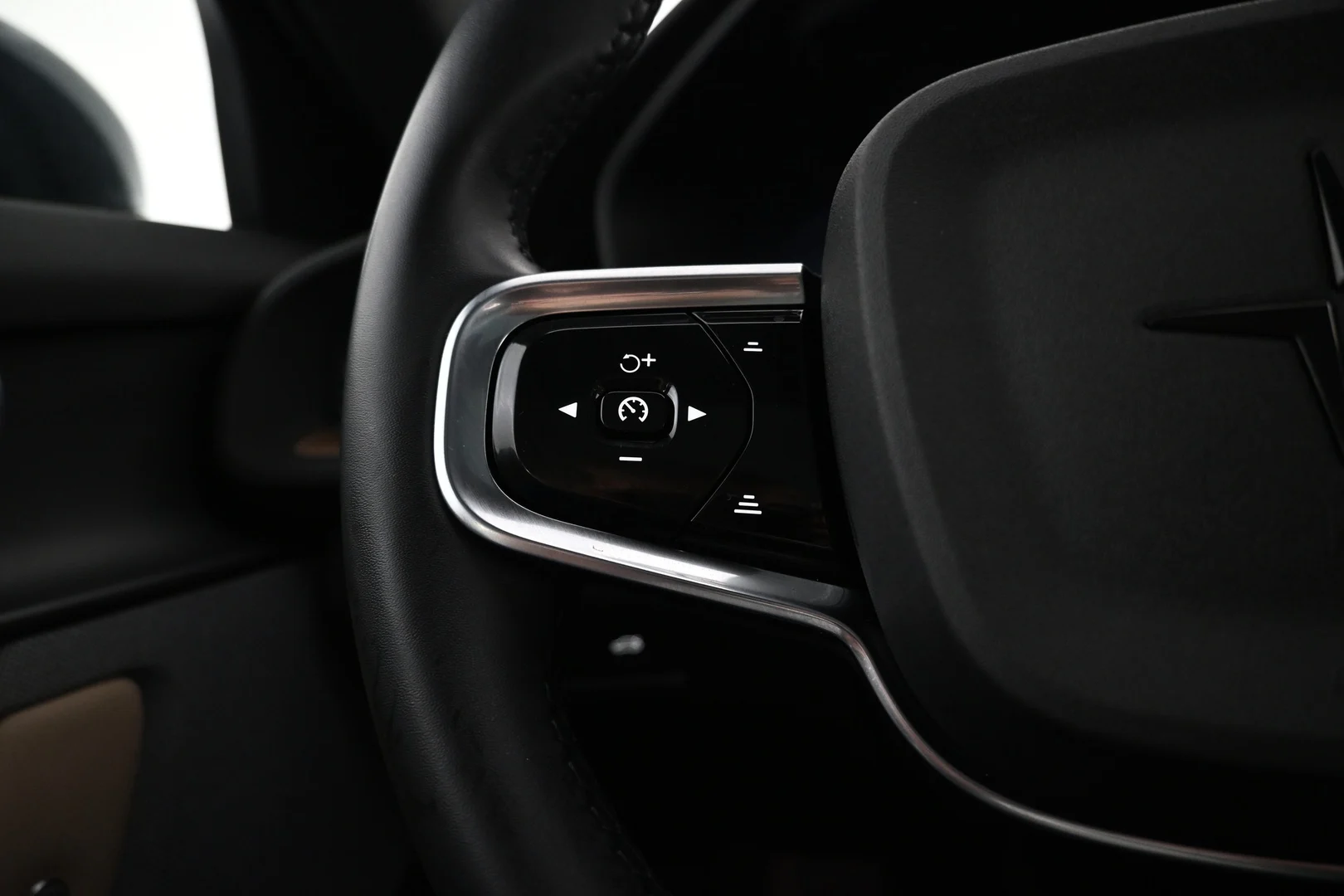 Car Image - 4j0h5Tx1euYHrRsw69zHdE