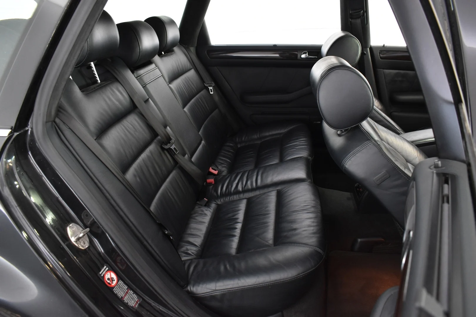 Car Image - 178BOMuO58OZJYNHbwVp7T