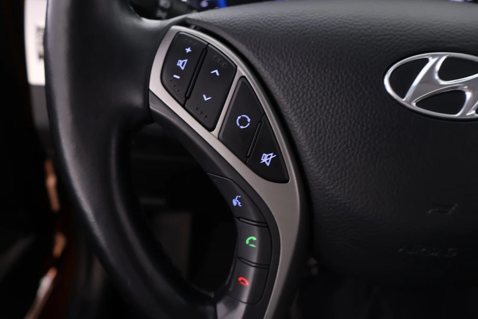 Car Image - 30odsjtnbaUP4QxJWDee3z
