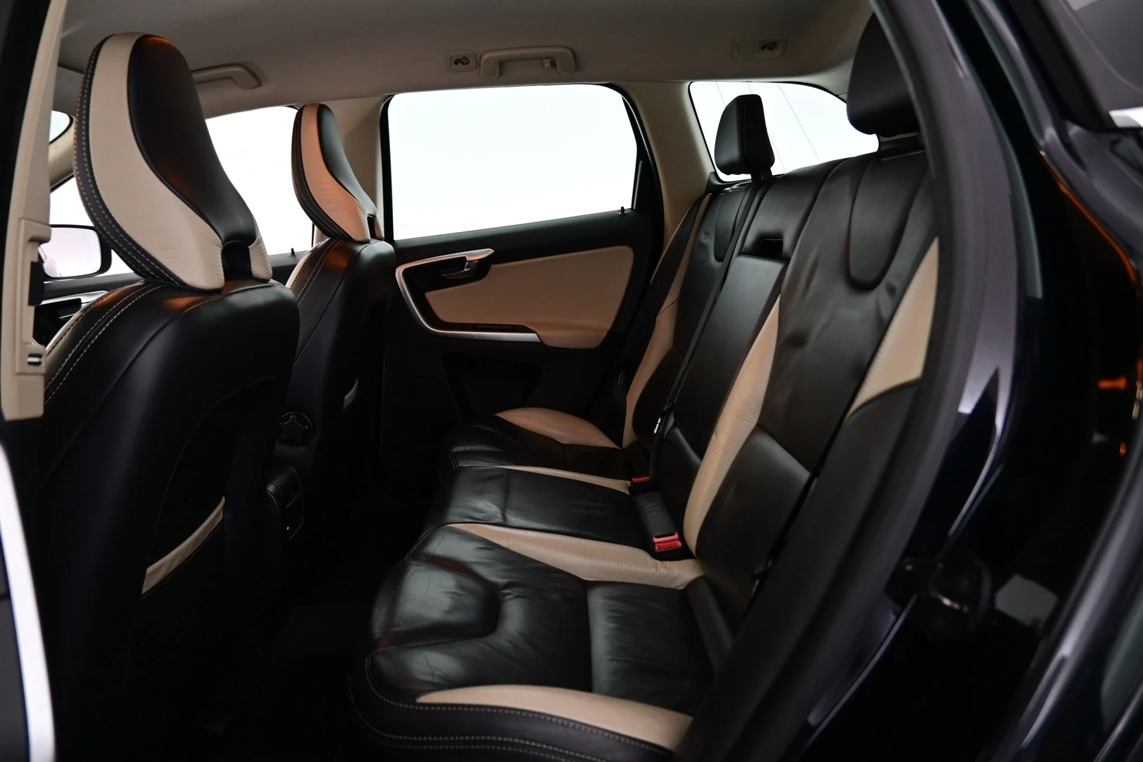Car Image - 3HkOmefMAkVYcSdpRVjHsf