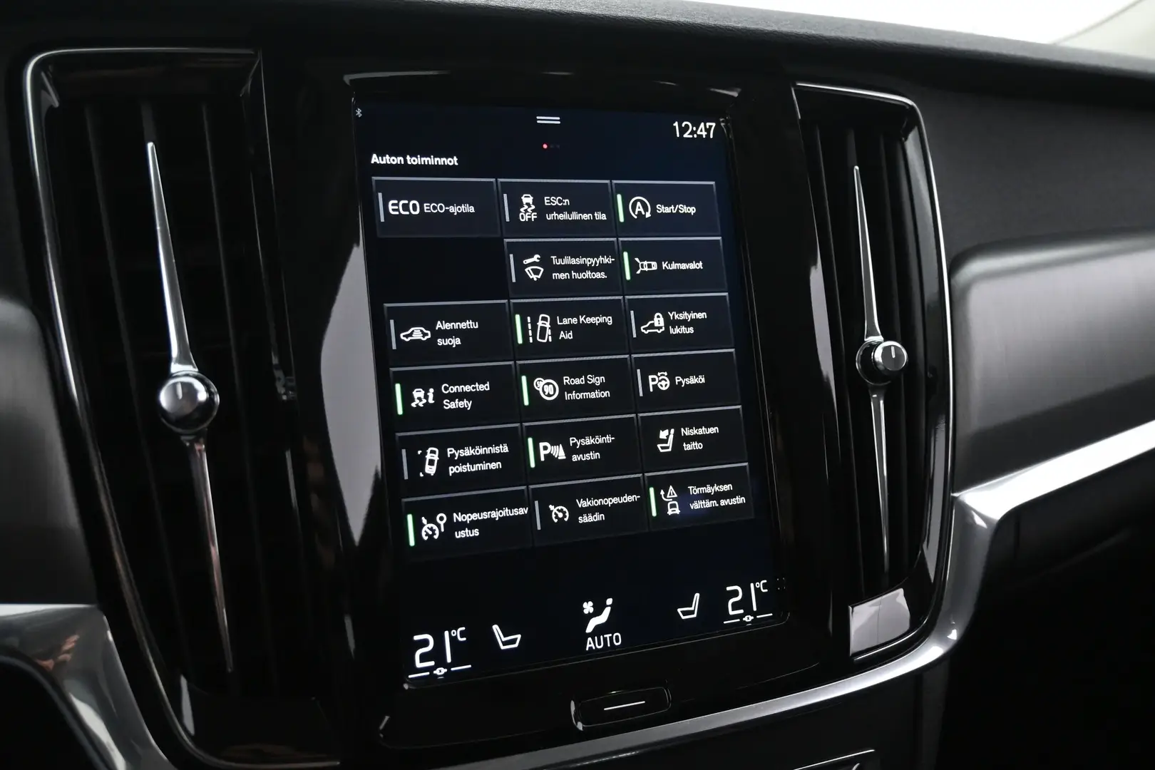 Car Image - 1GhW3ckCoL7Zix7tGcgBsE