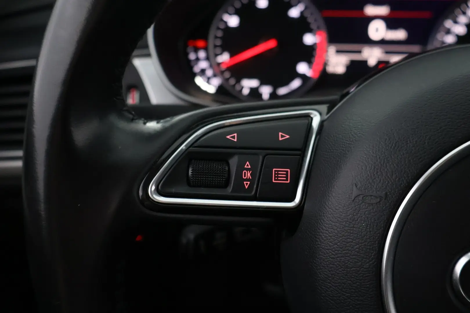 Car Image - 4KSOORdYGLevd6g92Yxo4Q