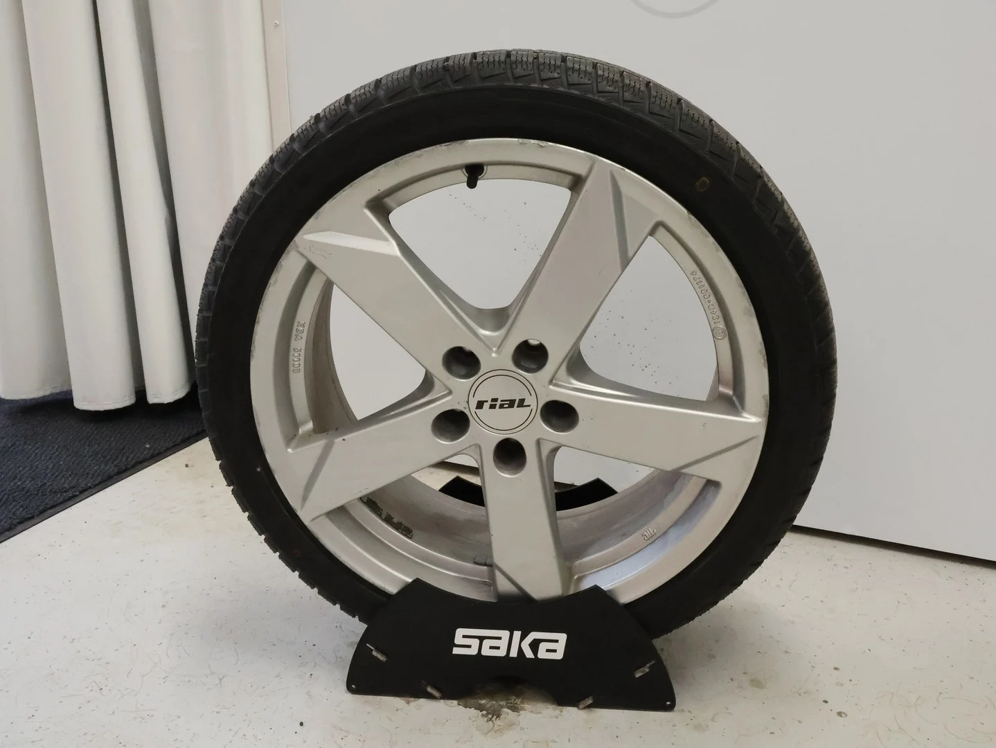 Car Image - gP1SHWCgqMOJ0Nd8zXWfX