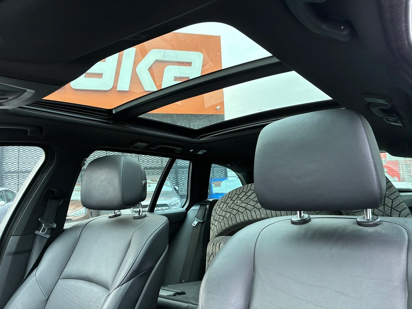 Car Image - sUAyww2noJ28B56dygVBg