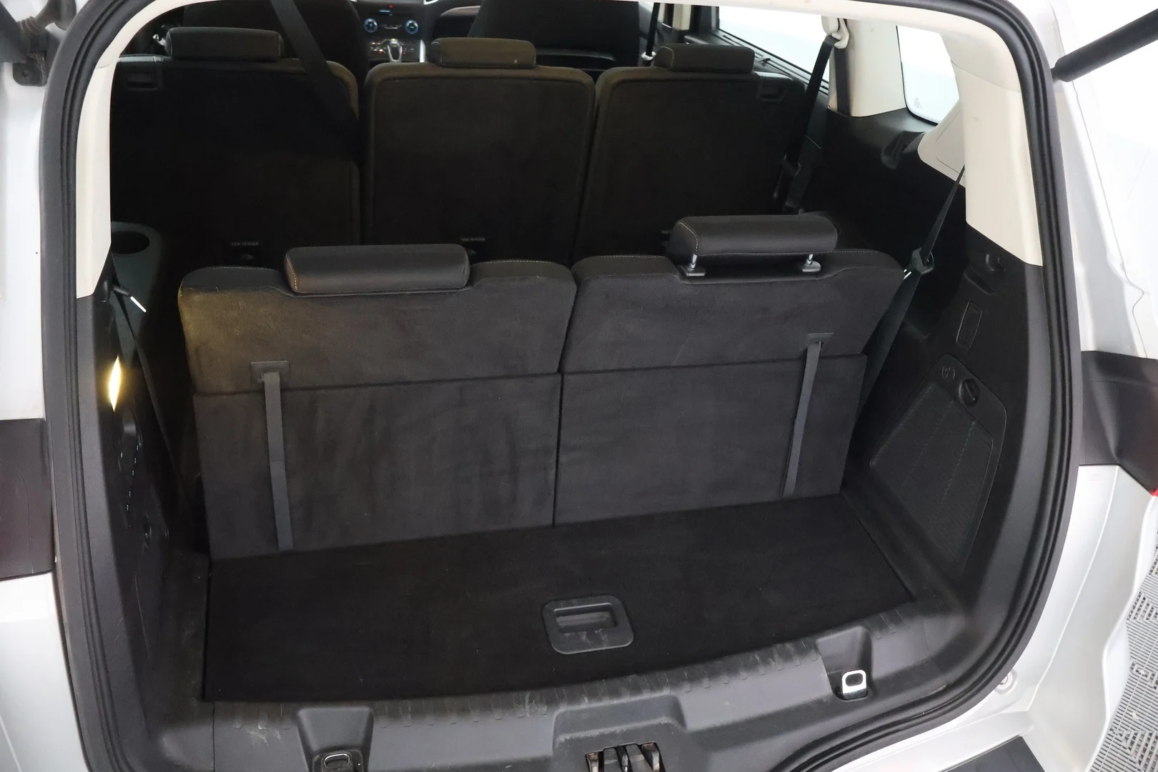 Car Image - 3mD0lFUh7VOV1BiJK3A4bu