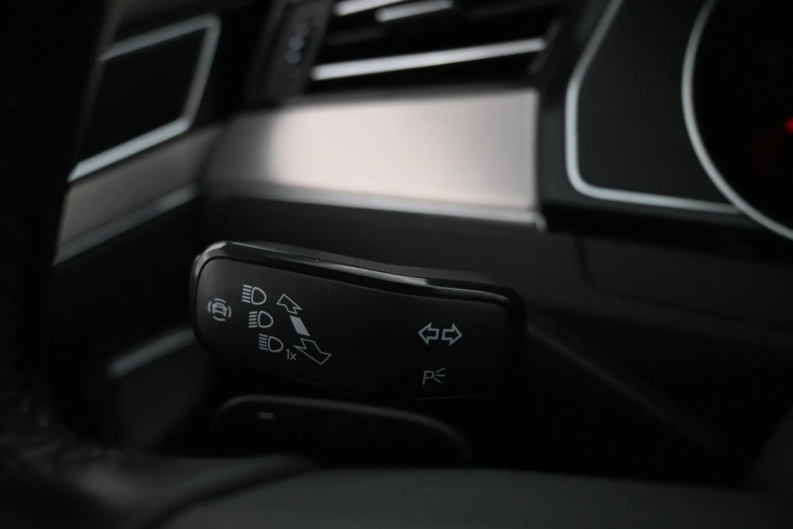 Car Image - 2geqohTM1Z88ld4B2PLO1M