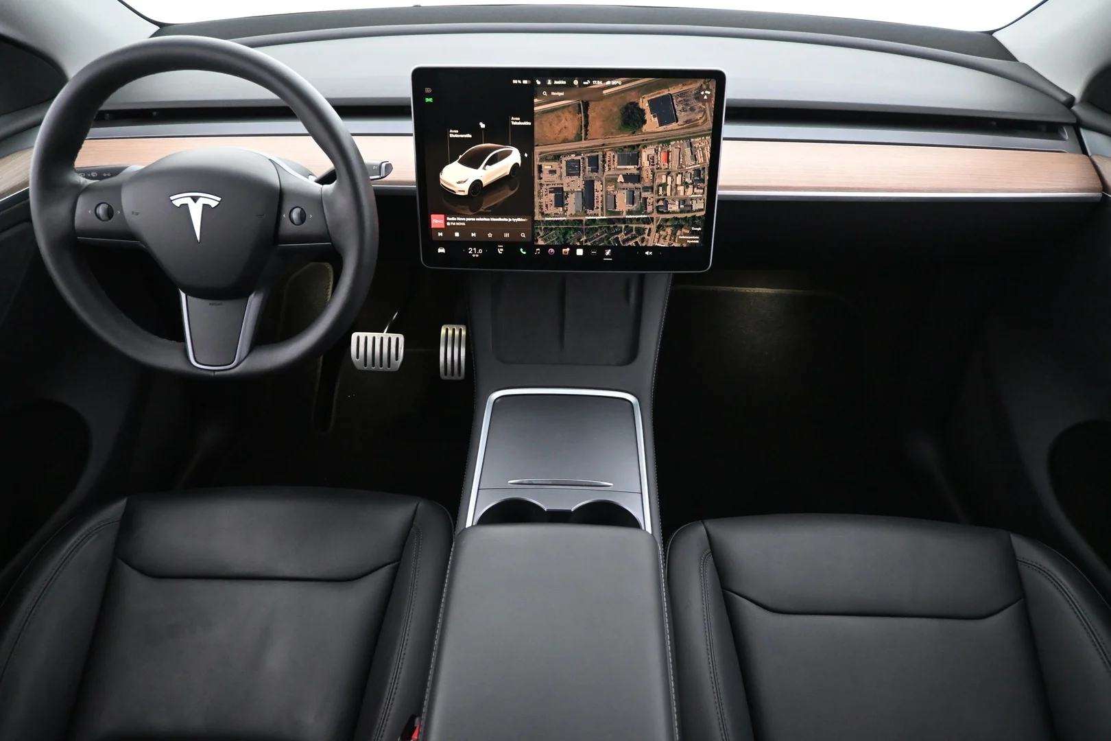 Car Image - 2VPTQ06uXZb2V5IBTT32Tu