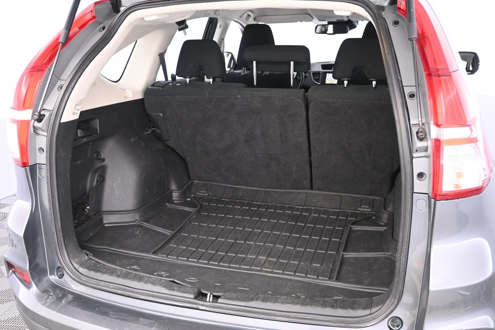 Car Image - 6T3gw9Ea2MXQZPJuPNupXm