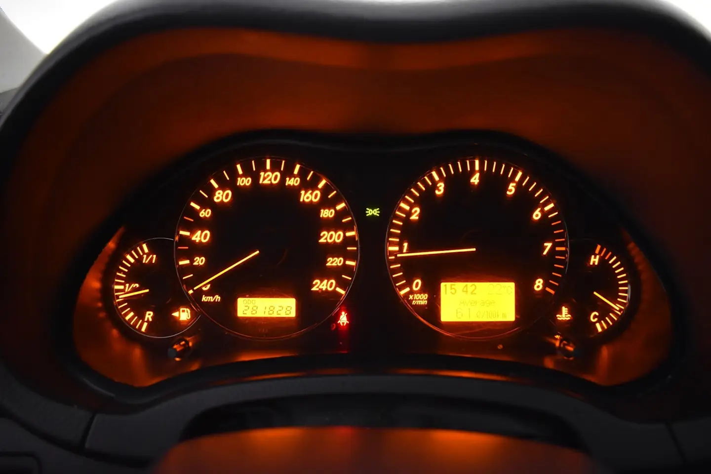 Car Image - 3a8U0ZO3kPUhHO378PmnI2