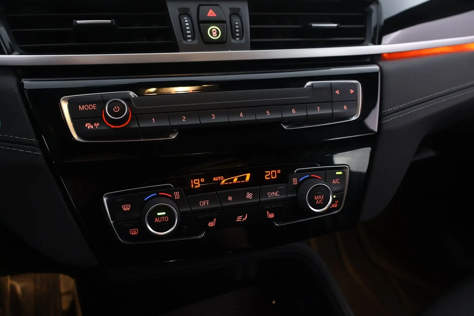 Car Image - 1UIbQaE4dLq00DDZ85Uvum