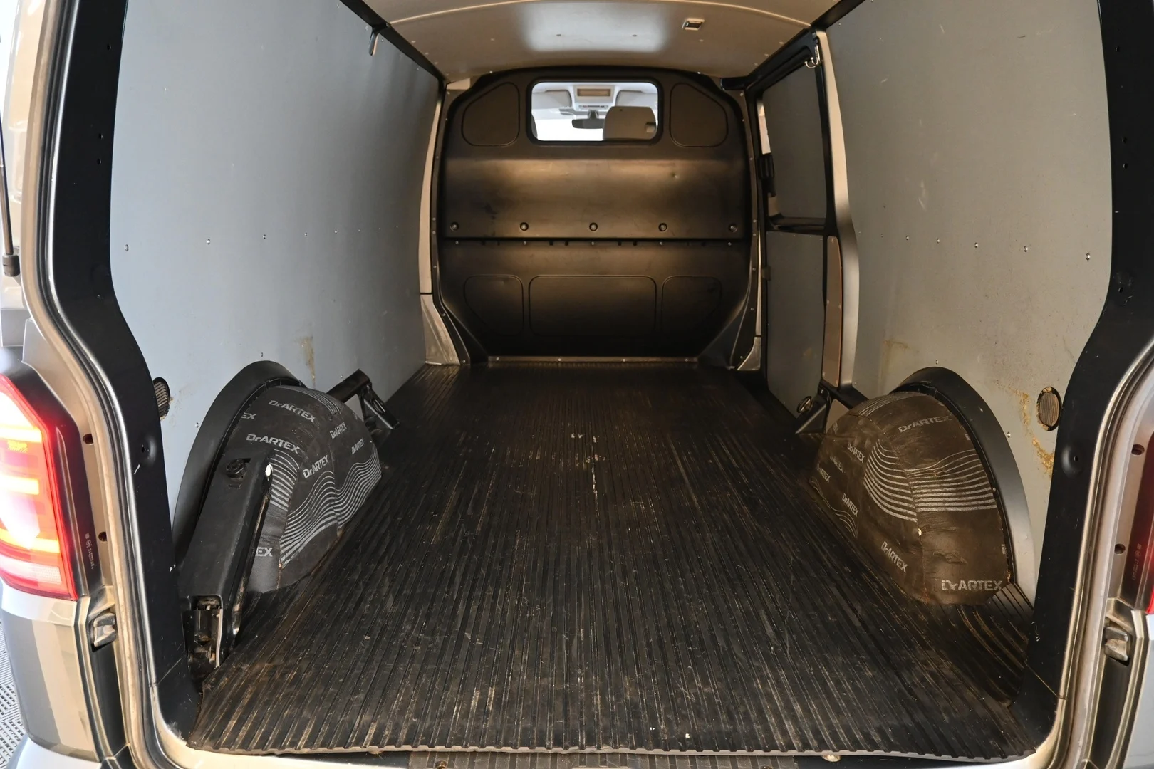 Car Image - 7nnIXOpYUIZTzbNh32Znvk