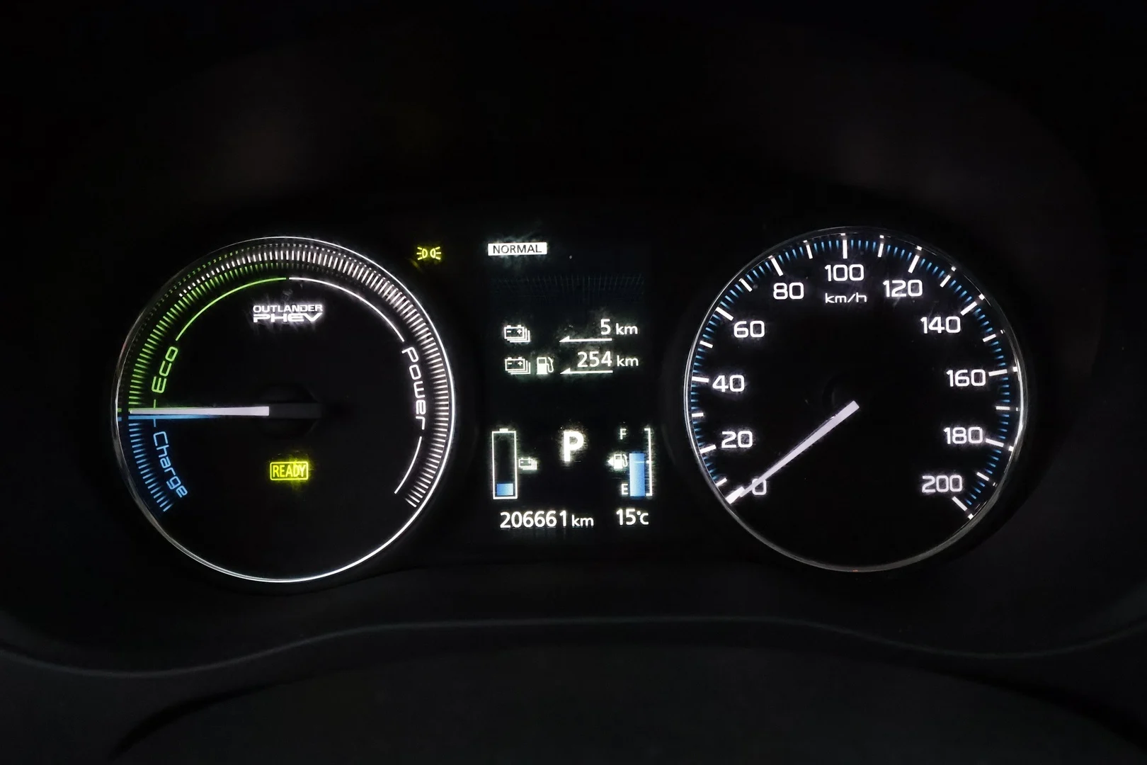 Car Image - 4Ym8lT3vHlbhAoj3nLgusf
