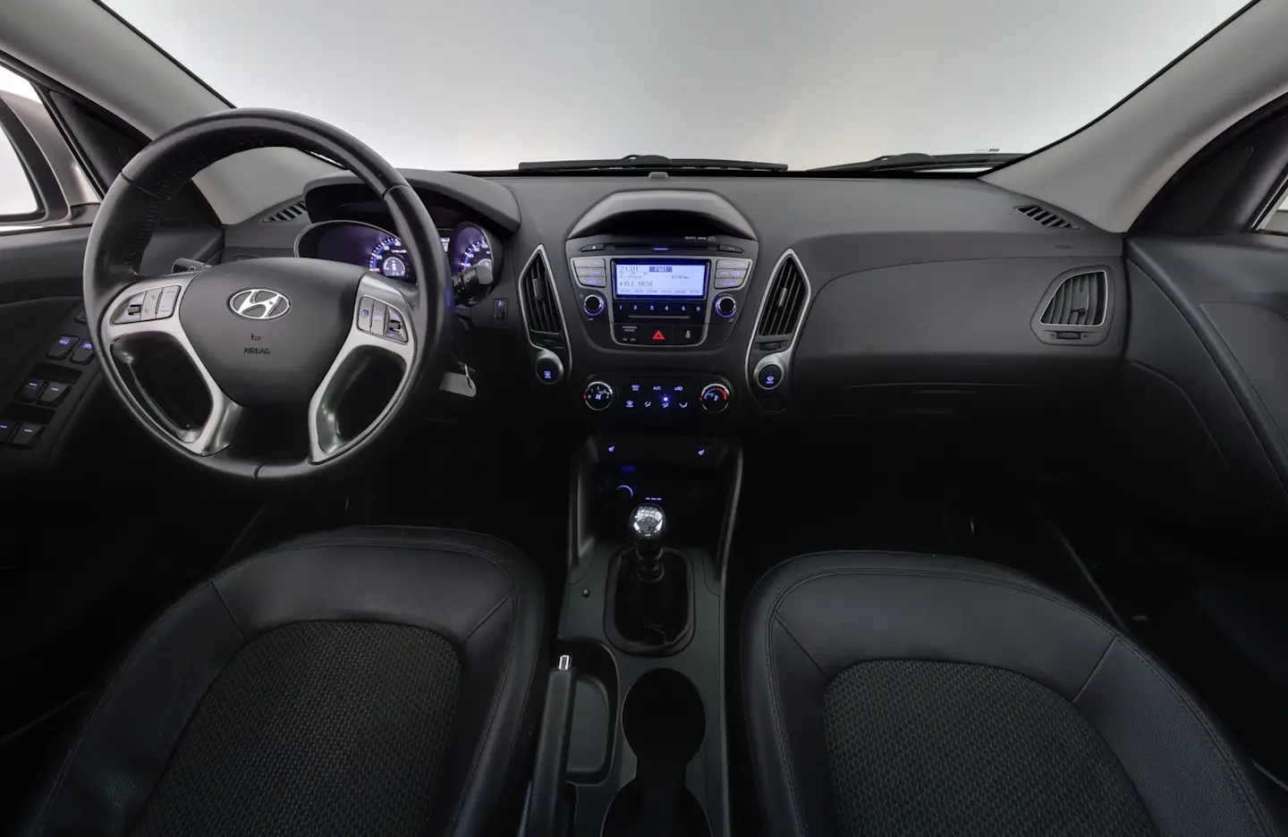 Car Image - 16QUKA8XfvrEdqsiJTGS4D