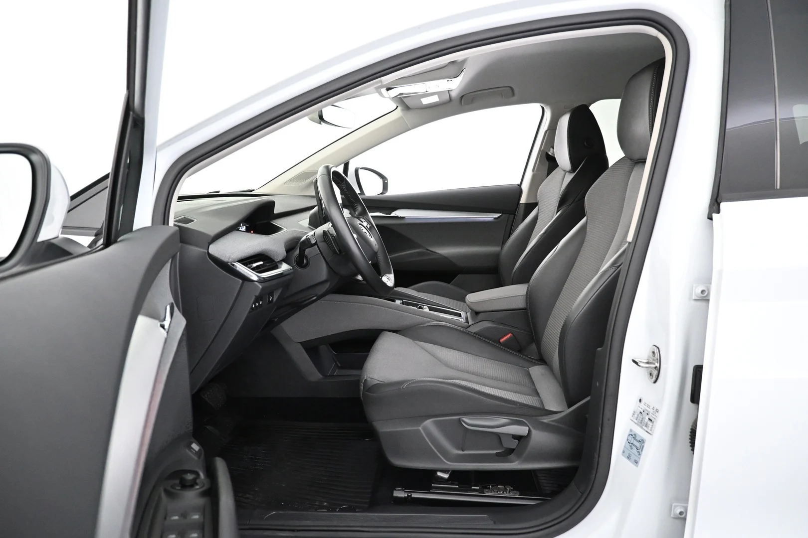 Car Image - 3I8aSDsIEcR9ZxqI6uGpyY