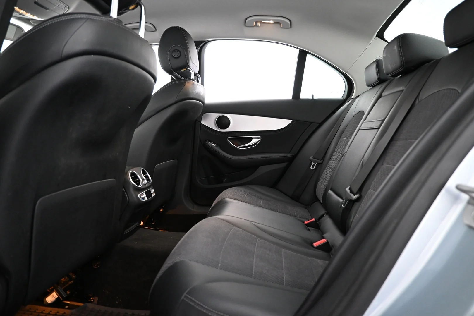 Car Image - 2bP3rTNCnDBrrtjeQYo8p6