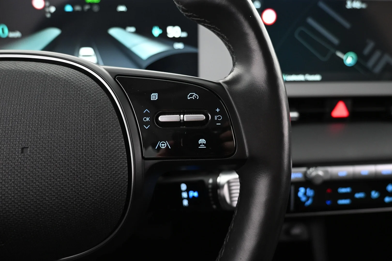 Car Image - 46WFzdV1o6Kfnsq7jgHC8E