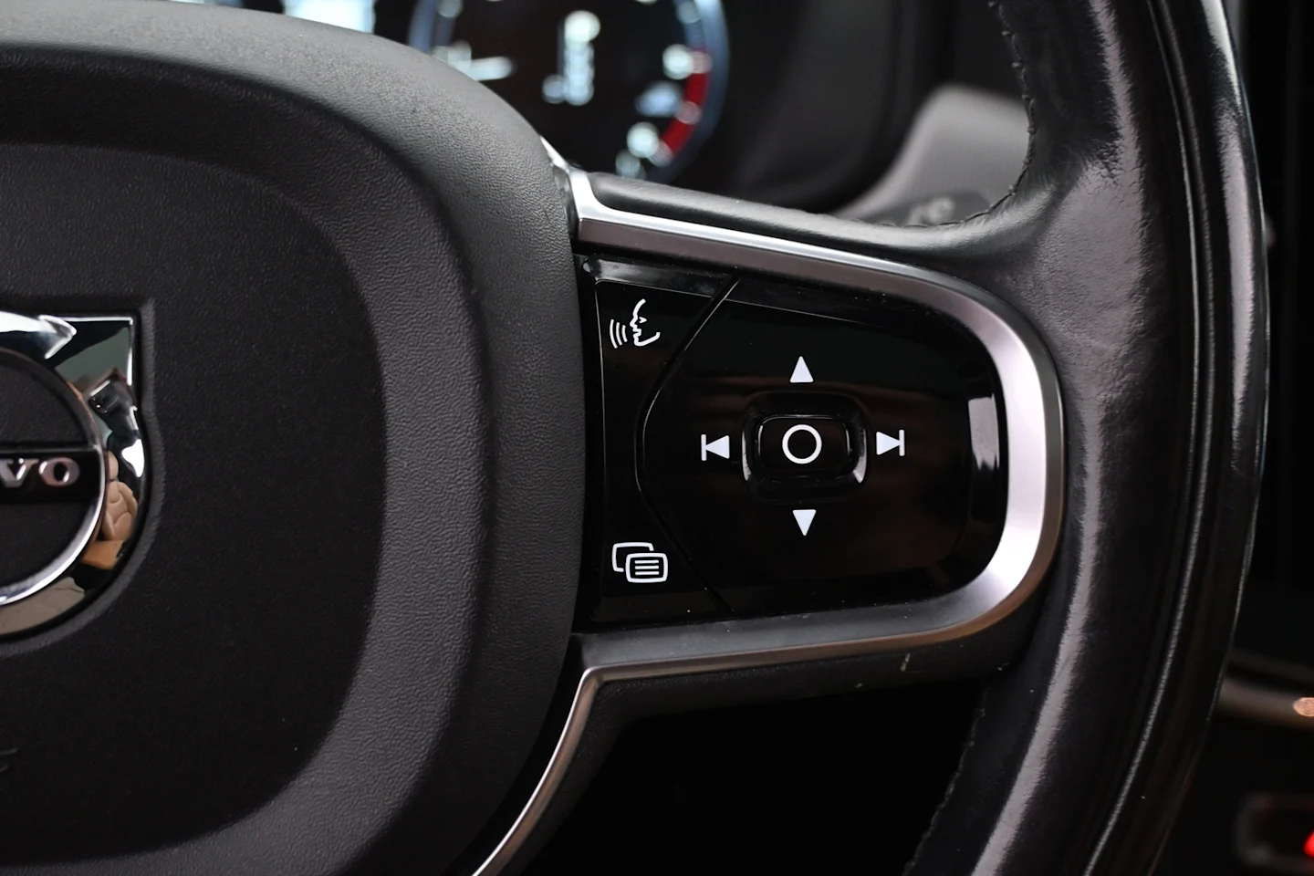 Car Image - 2kLJpdTRPefS0qQVbxAGRg