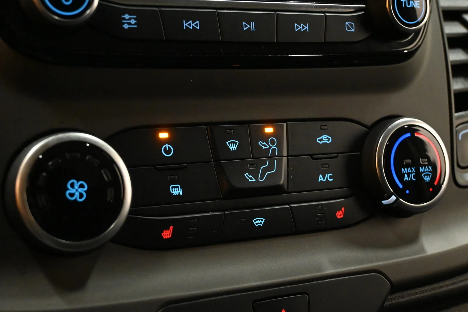 Car Image - 3mY0lp8NCmST0YVakBYAKn