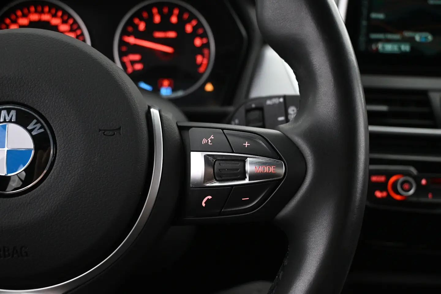 Car Image - H1YQmq74JDPdRqFPDcLr2