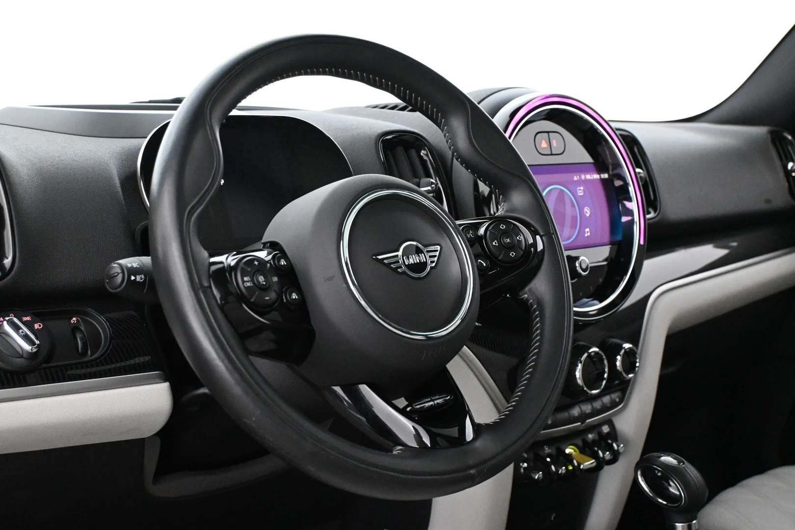 Car Image - 1FiEdqKWY70lTnM3KeRi84