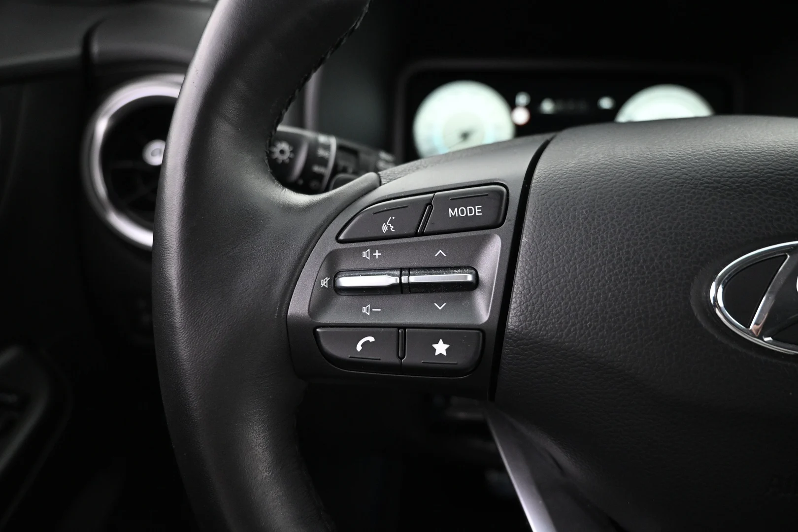 Car Image - 6sRLvZWu7nk0miqfZABBna