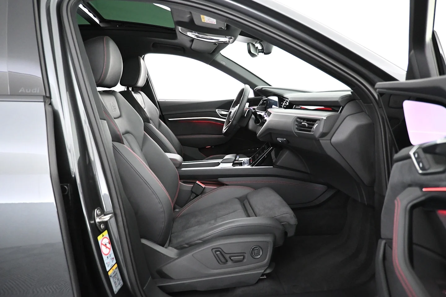 Car Image - 1Jx7JLmWcAs2D2pMn0isEH