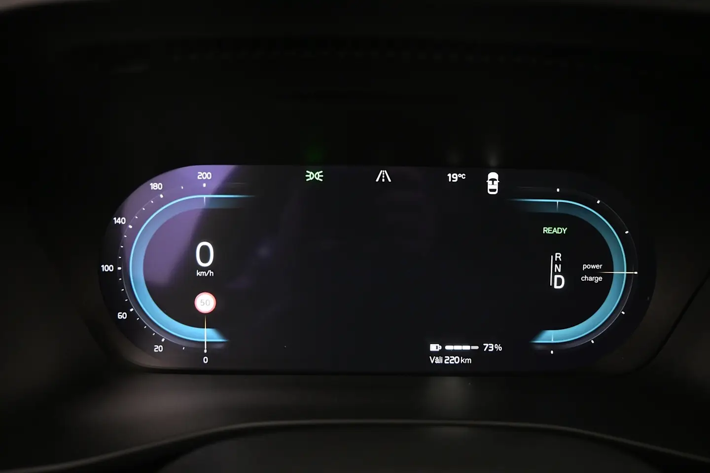 Car Image - 3DMEBPbxxknhE4fubjvMN